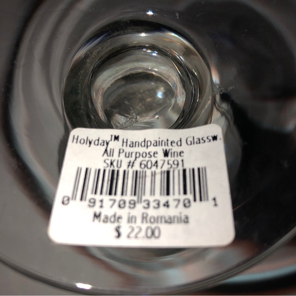 Lenox Holiday Hand Painted (No Plaid Ribbon) All Purpose Wine Glass - Picture 5 of 6